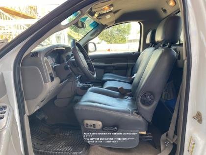 RAM 2500 4X4 2005