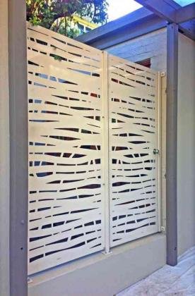 PORTONES Y PUERTAS  CNC