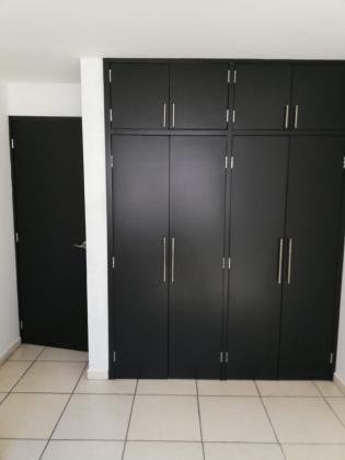 Casa en VENTA AV VALDEPEÑAS