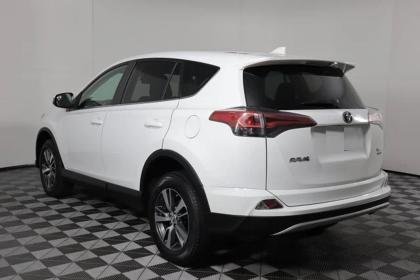 TOYOTA RAV4 2018