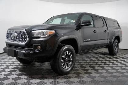 TOYOTA TACOMA 2018