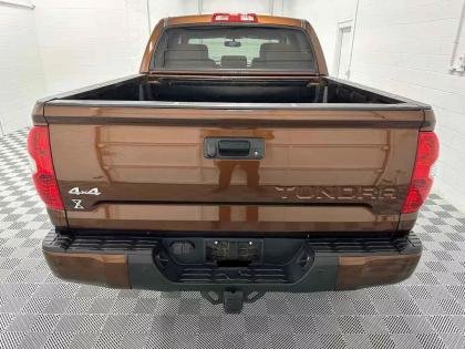TOYOTA TUNDRA 2017