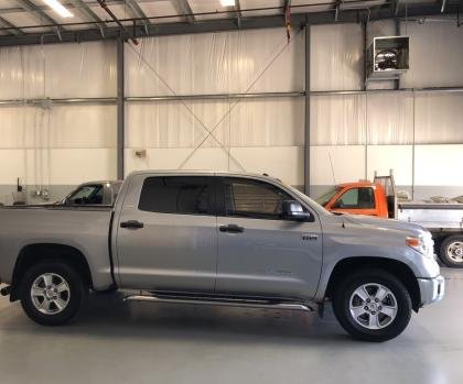 TOYOTA TUNDRA 2015