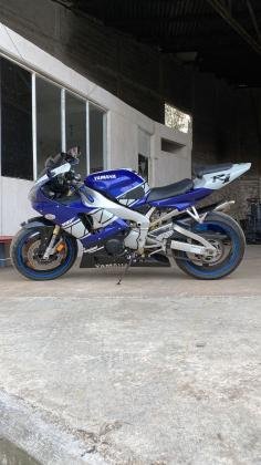 YAMAHA CHAMPIONS EDICION ESPECIAL