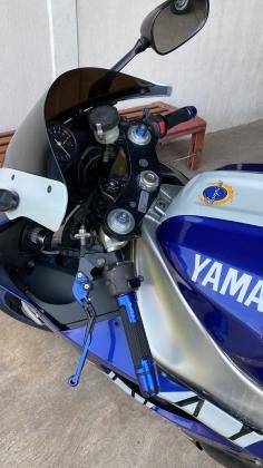 YAMAHA CHAMPIONS EDICION ESPECIAL