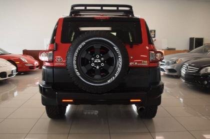 TOYOTA FJ CRUISER 2012