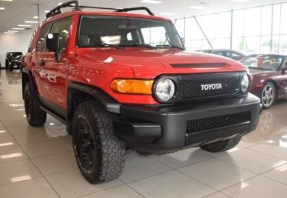 TOYOTA FJ CRUISER 2012
