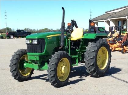 TRACTOR AGRICOLA JOHN DEERE