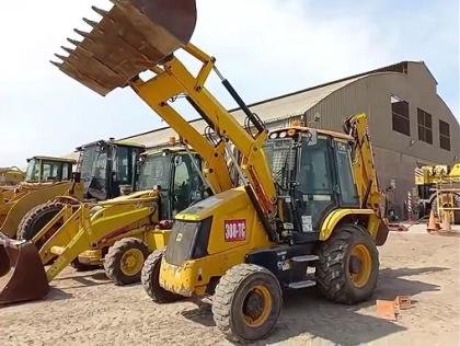 RETROEXCAVADORA JCB 2019