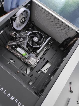 Si tienes problemas con tu PC acude con nosotros PC MARK