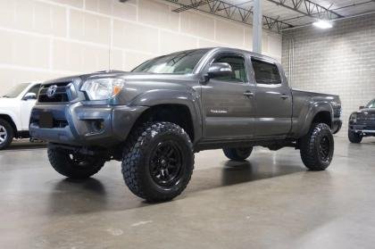 TOYOTA TACOMA 2015