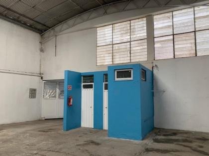 Centrica bodega con uso de suelo, a unos pasos de Eje 3 y Metro Atlalilco