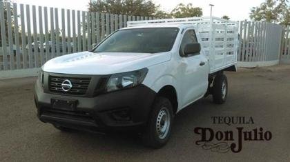 NISSAN PICK UP ESTAQUITAS REDILAS 2016