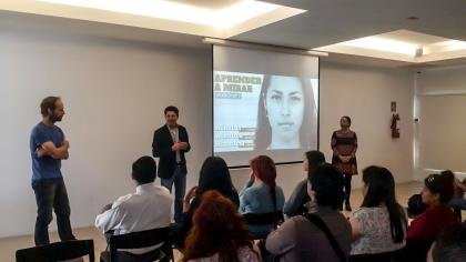NATIVO DA CLASES DE FRANCÉS EN LÍNEA o PRESENCIAL. TEORÍA Y PRÁCTICA.
