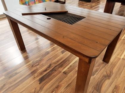 MESA PARA JARDIN O TERRAZA CON ASADOR