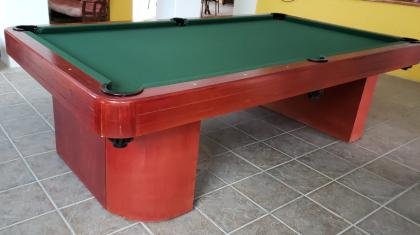 MESA DE BILLAR, DISEÑO MINIMALISTA.