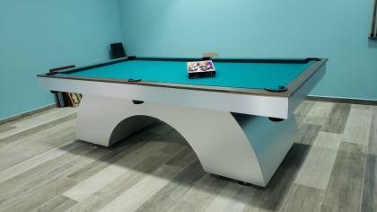 MESA DE BILLAR, PATAS EN ARCO.